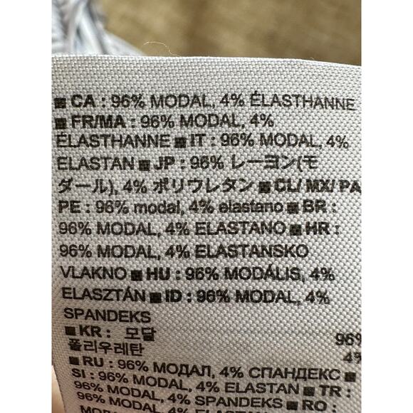 Banana Republic Women’s Soft-Stretch Modal Knit White Stripe Sleeveless Tank Top - Picture 7 of 9